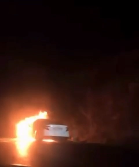 Bursa’da otomobiller alev topuna döndü
