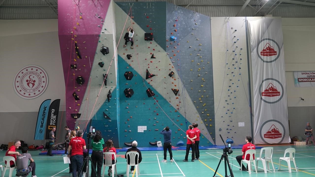 Bursa’da para tırmanış heyecanı
Bursa’da para tırmanış heyecanı