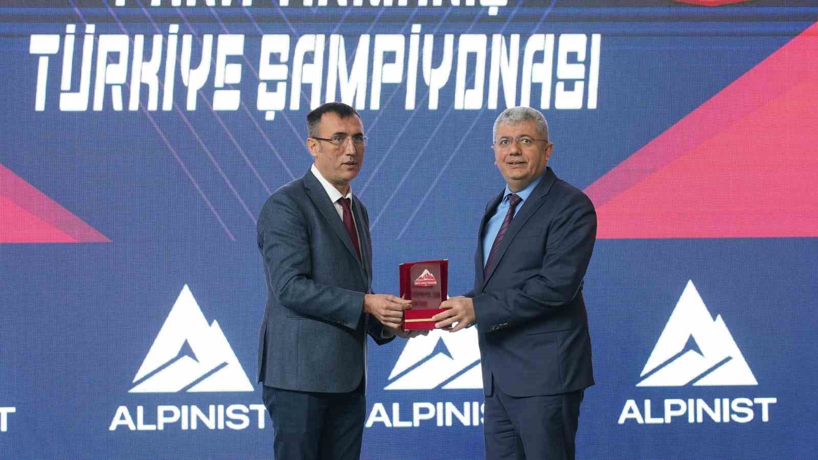 Bursa’da para tırmanış heyecanı
Bursa’da para tırmanış heyecanı