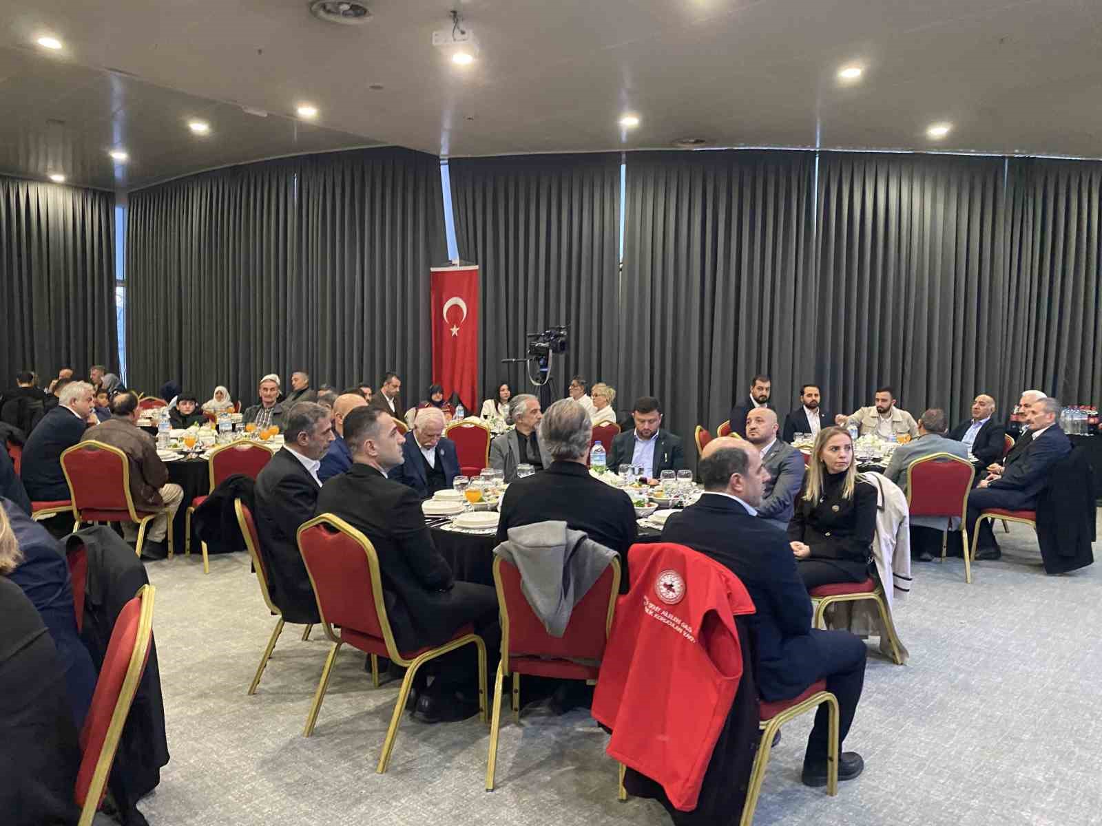 Bursa’da şehit aileleri ve gaziler iftarda buluştu

