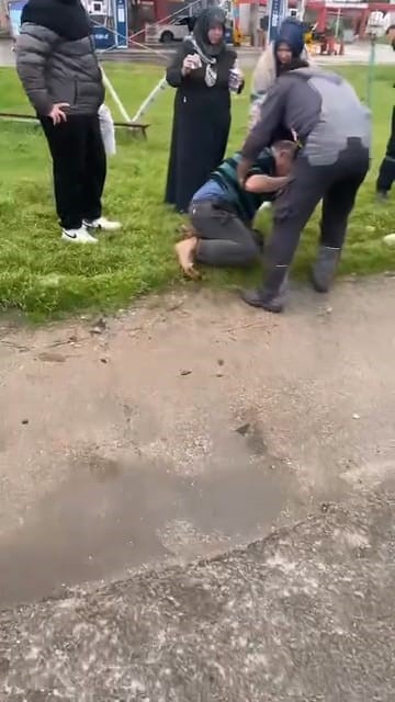 Bursa’da servis minibüsünden inen sürücüye araç çarptı
