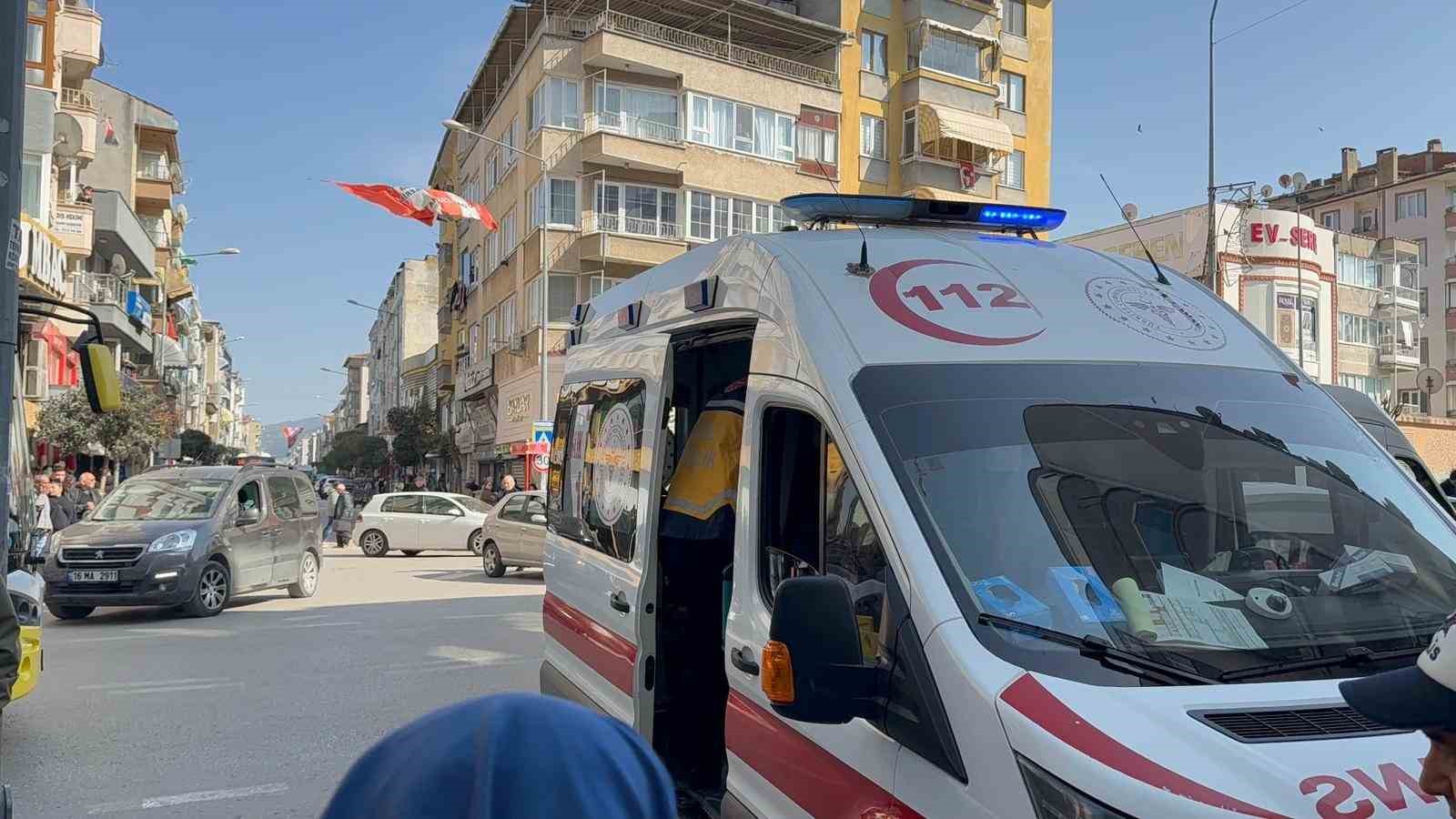 Bursa’da silahlı çatışma: 3 yaralı
