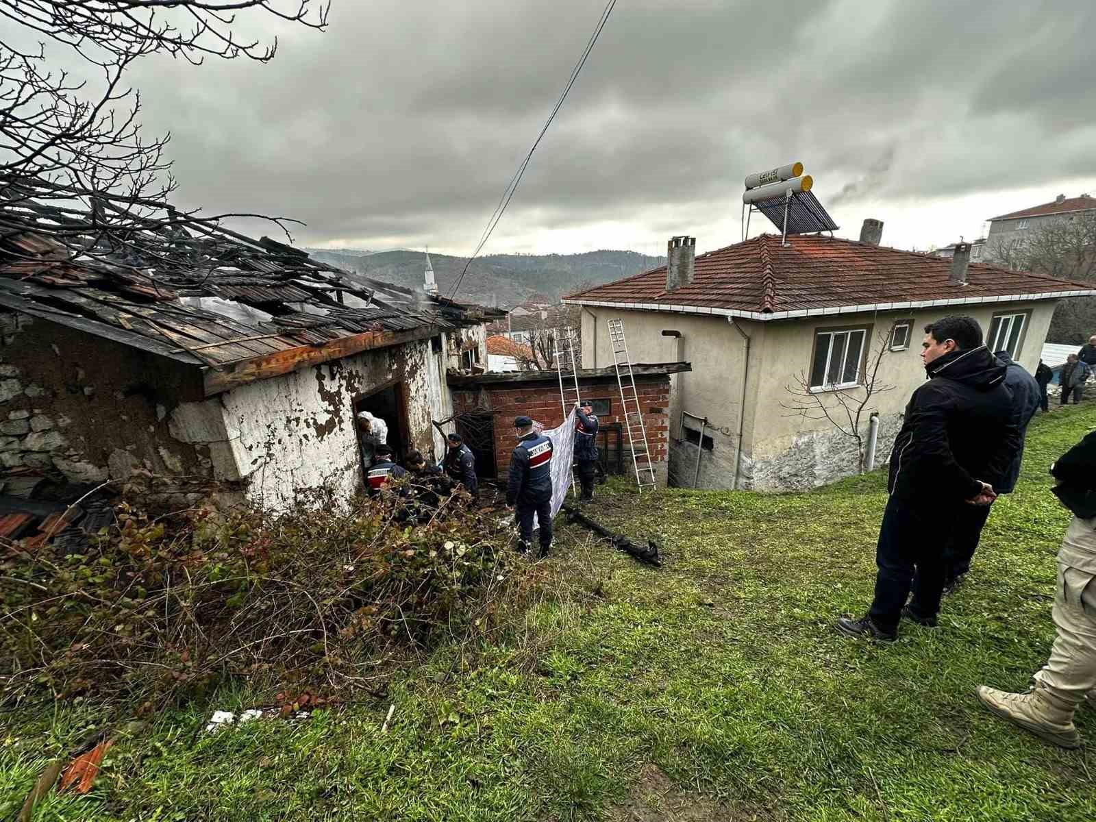 Bursa’da soba faciası, yaşlı çift hayatını kaybetti
