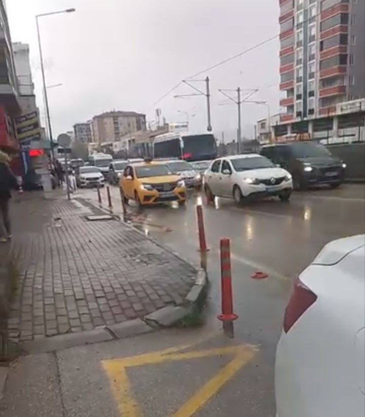 Bursa’da tehlikeli manevra: 3 bin lira ceza kesildi
