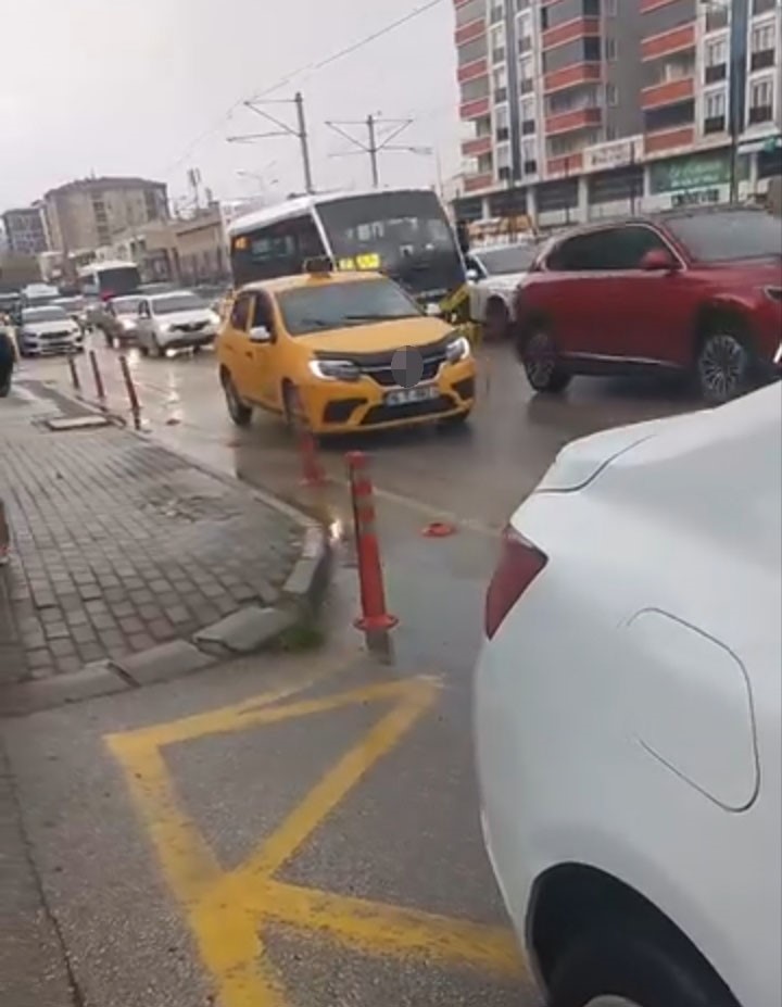 Bursa’da tehlikeli manevra: 3 bin lira ceza kesildi
