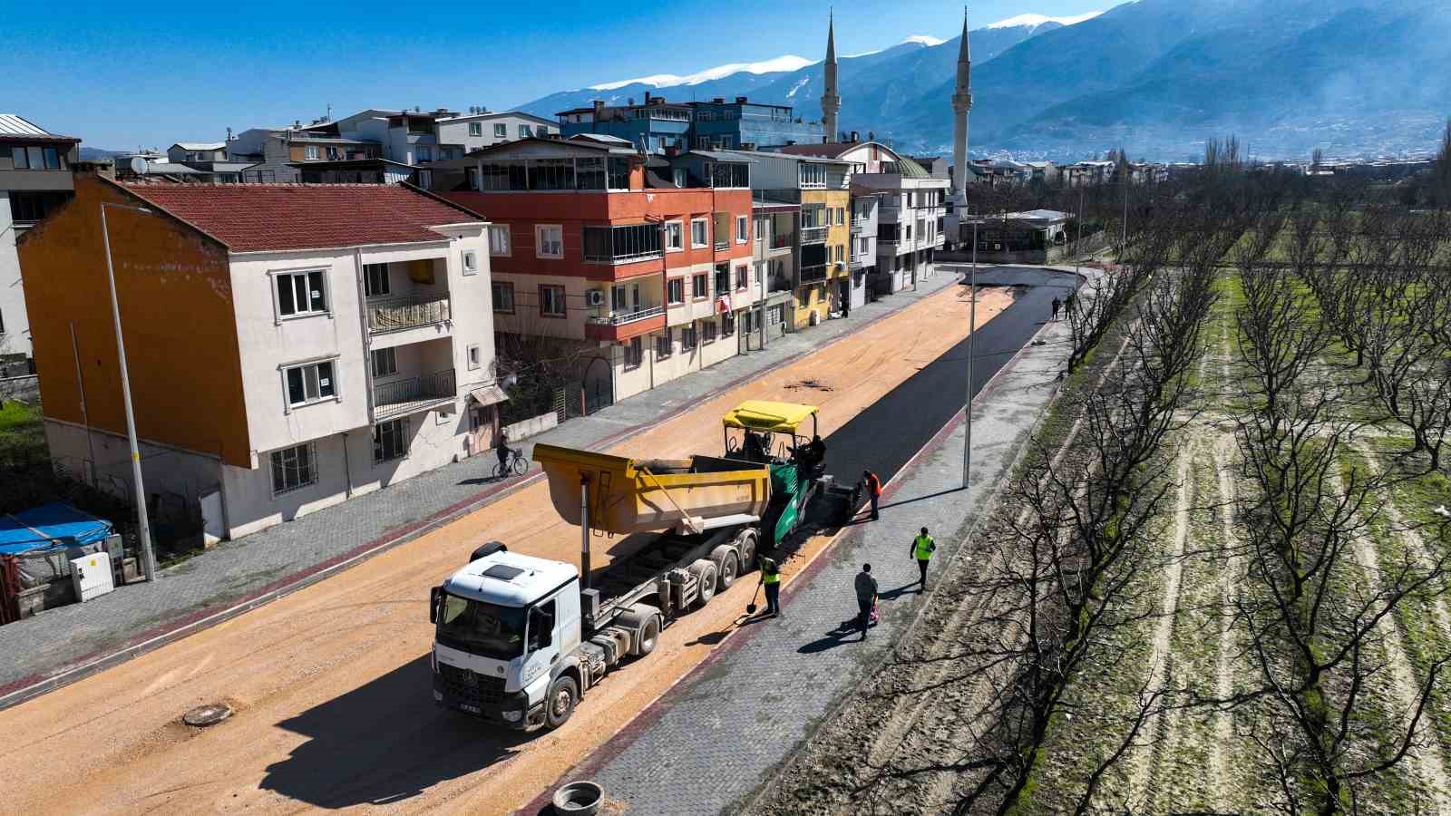Bursa’da ulaşım yatırımları hız kesmiyor
