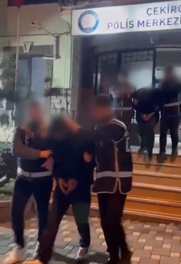 Bursa’da uyuşturucu operasyonu: 2 şüpheli yakalandı, çok sayıda uyuşturucu ele geçirildi
