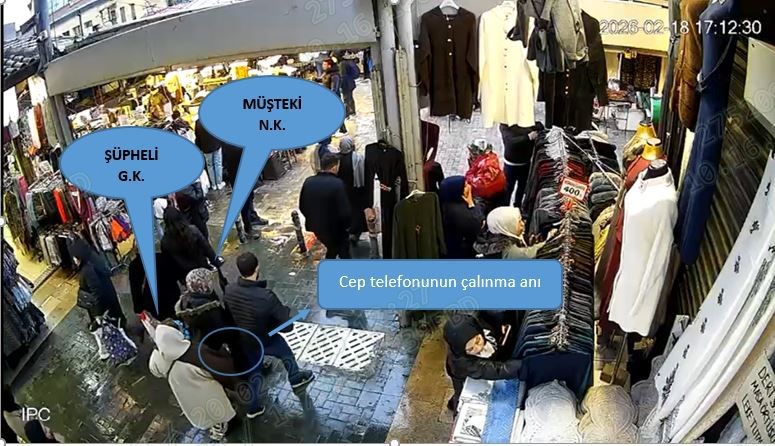 Bursa’da yankesicinin el çabukluğu izleyenleri şoke etti
Bursa’da yankesicinin el çabukluğu izleyenleri şoke etti