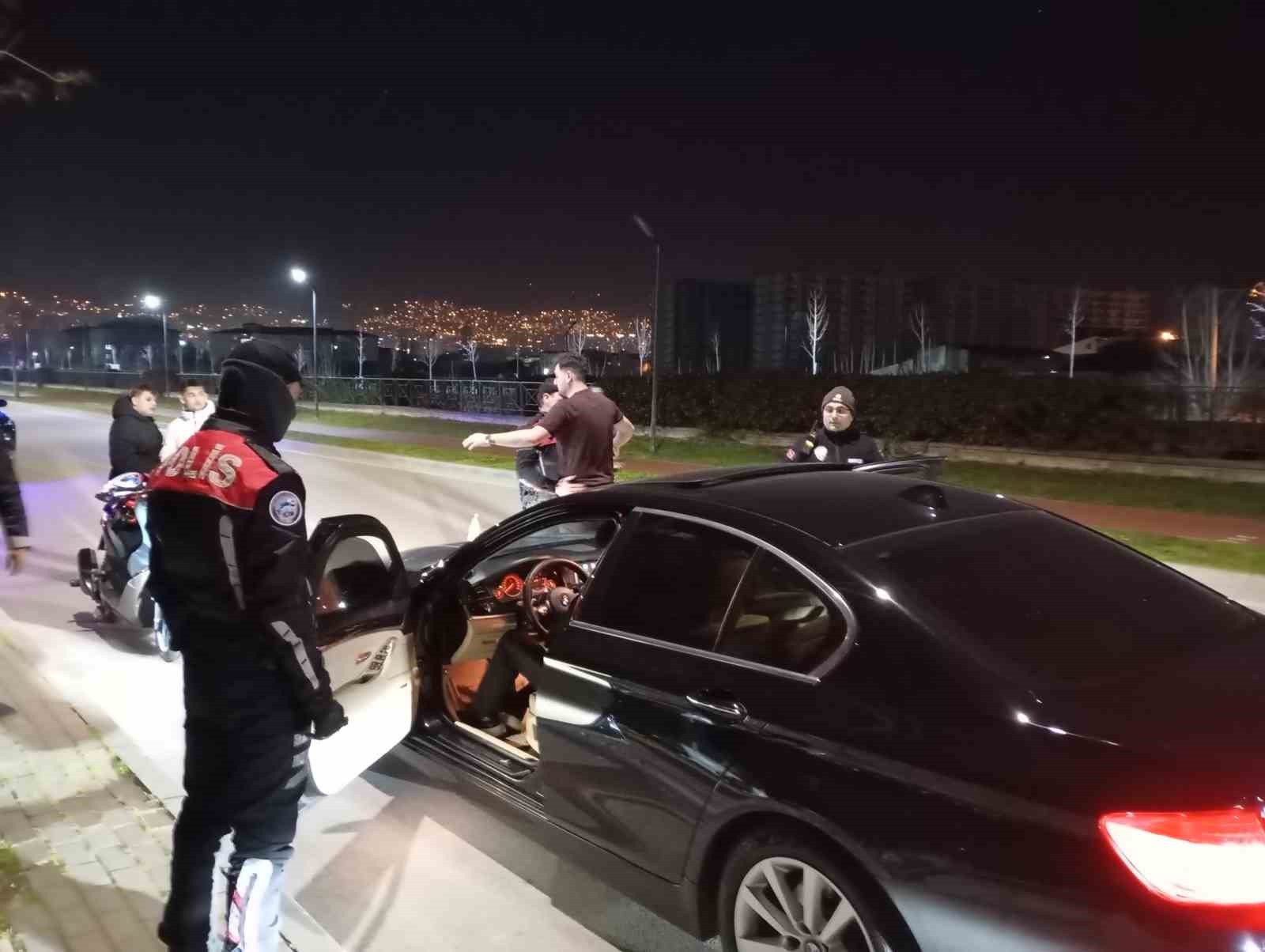 Bursa’da yer değiştiren ‘piyasacılara’ polis baskını
