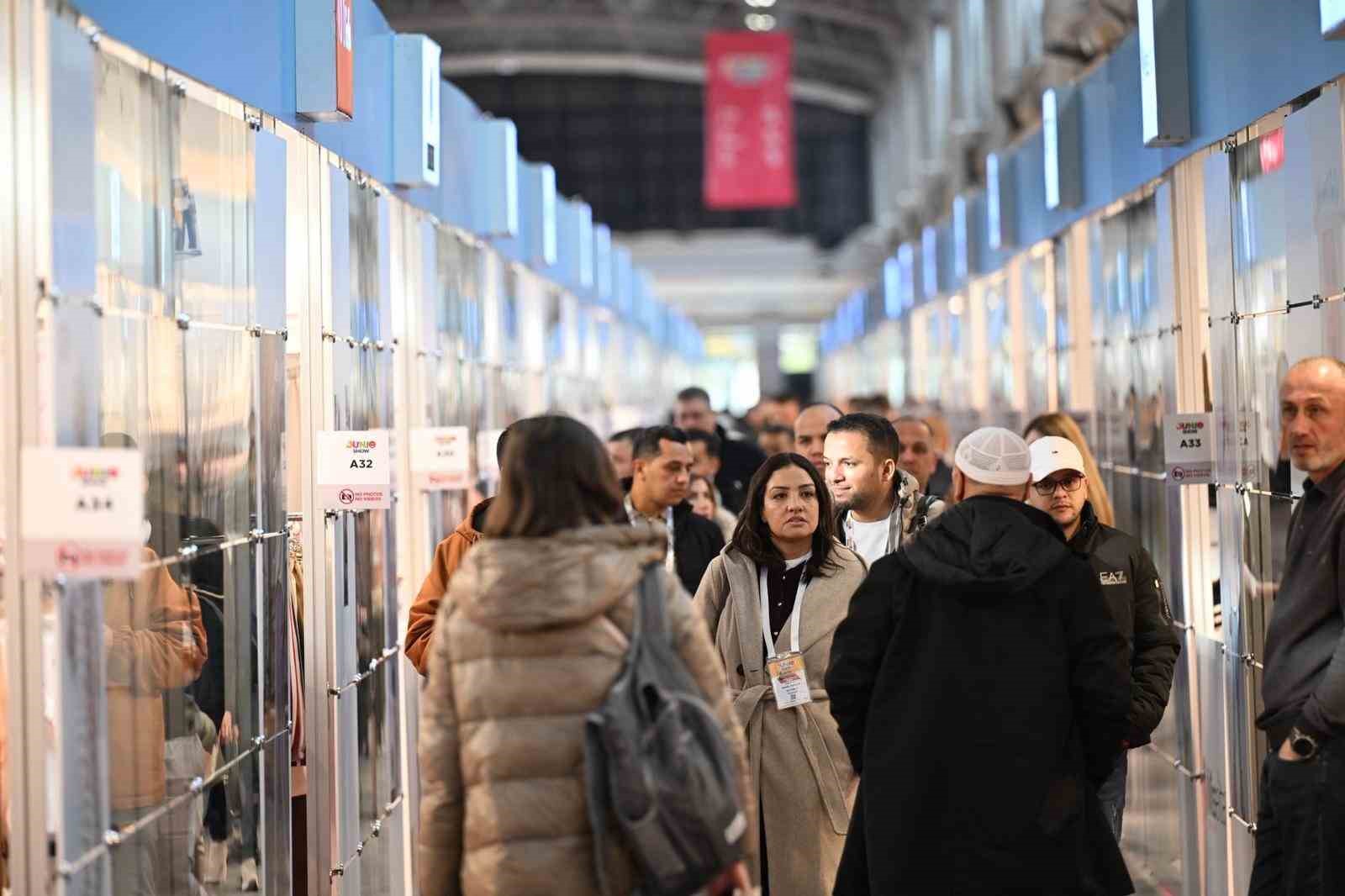 Bursa’da yılın ilk fuarı Junioshow kapılarını açtı
