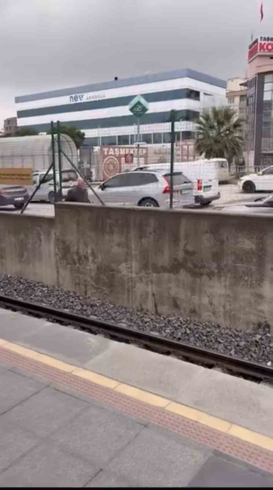 Bursa’da yolunu kaybeden yaşlı adam, trafikte tehlike saçtı
