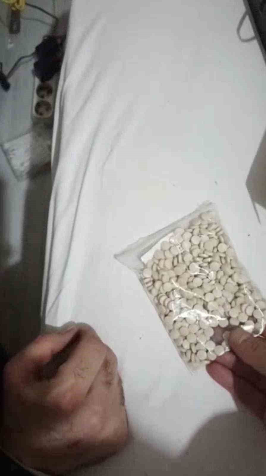 Bursa’da zehir tacirleri böyle yakalandı. Zulalanan uyuşturucuları polis tek tek buldu
