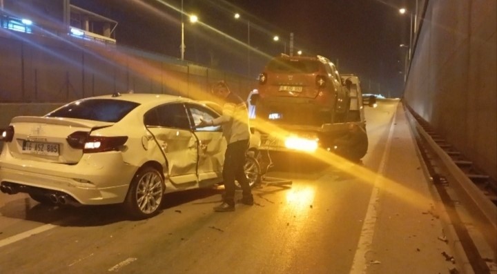 Bursa’da zincirleme kaza: 6 yaralı
