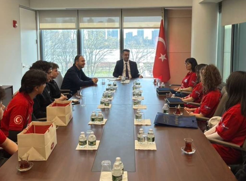 Bursa’dan New York’a uzanan başarı: FRC’de büyük gurur
