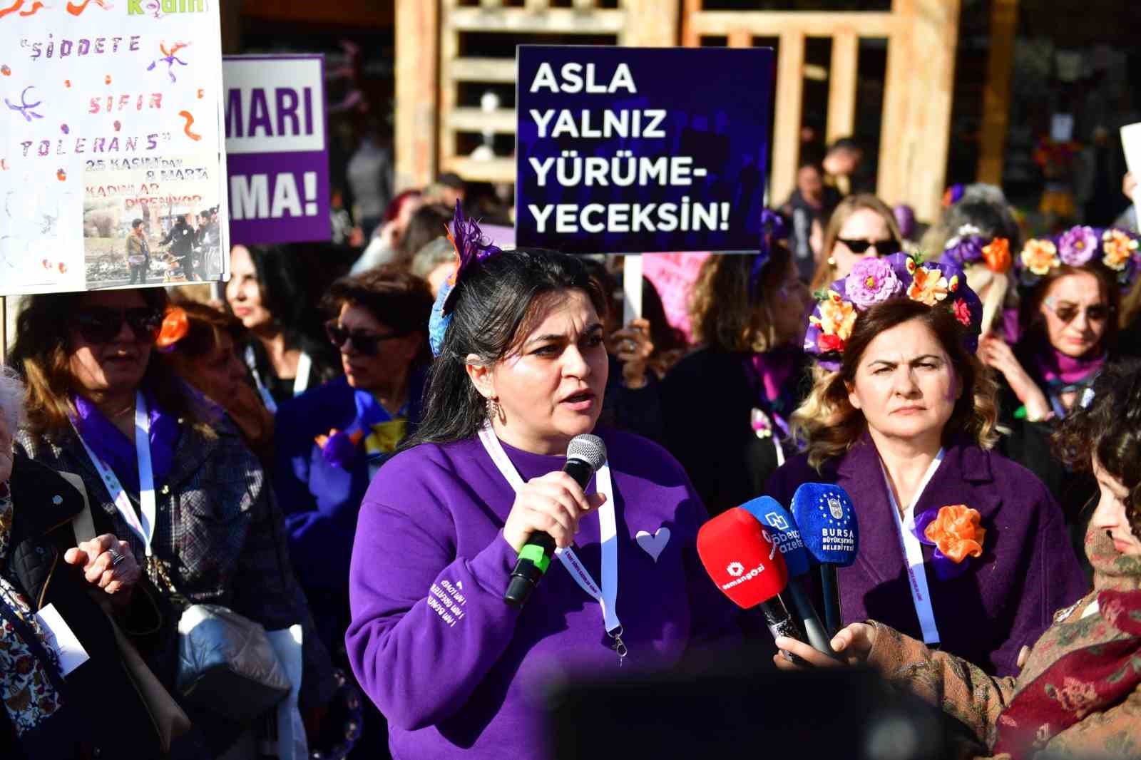 Bursalı Kadınlardan özgürlük ve eşitlik yürüyüşü
