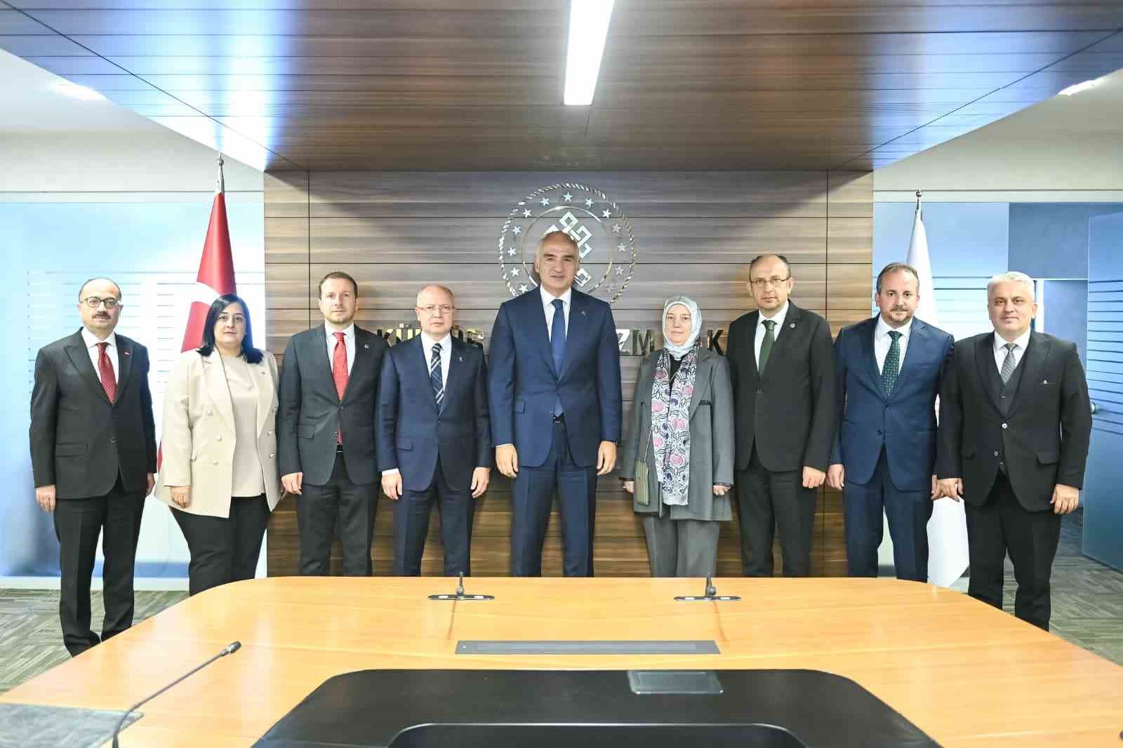 Bursa’nın Fethi’nin 700. yılı için Ankara’ya çıkarma
Bursa’nın Fethi’nin 700. yılı için Ankara’ya çıkarma