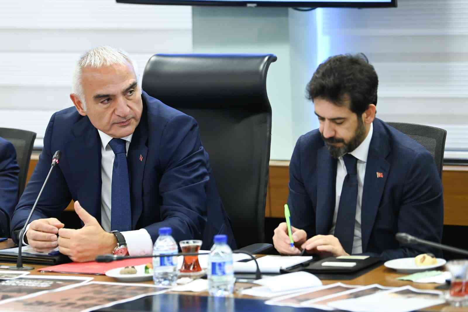 Bursa’nın Fethi’nin 700. yılı için Ankara’ya çıkarma
Bursa’nın Fethi’nin 700. yılı için Ankara’ya çıkarma