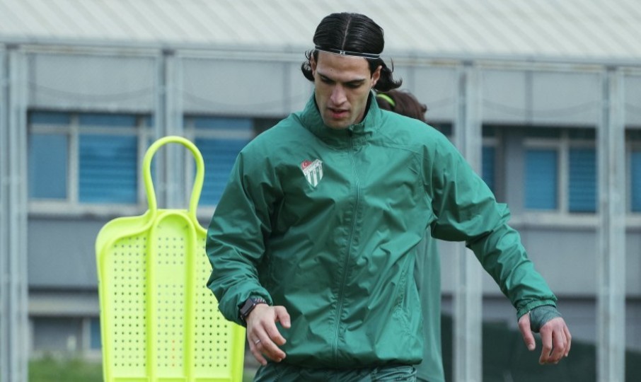 Bursaspor ara vermeden Fethiyespor mesaisine başladı
