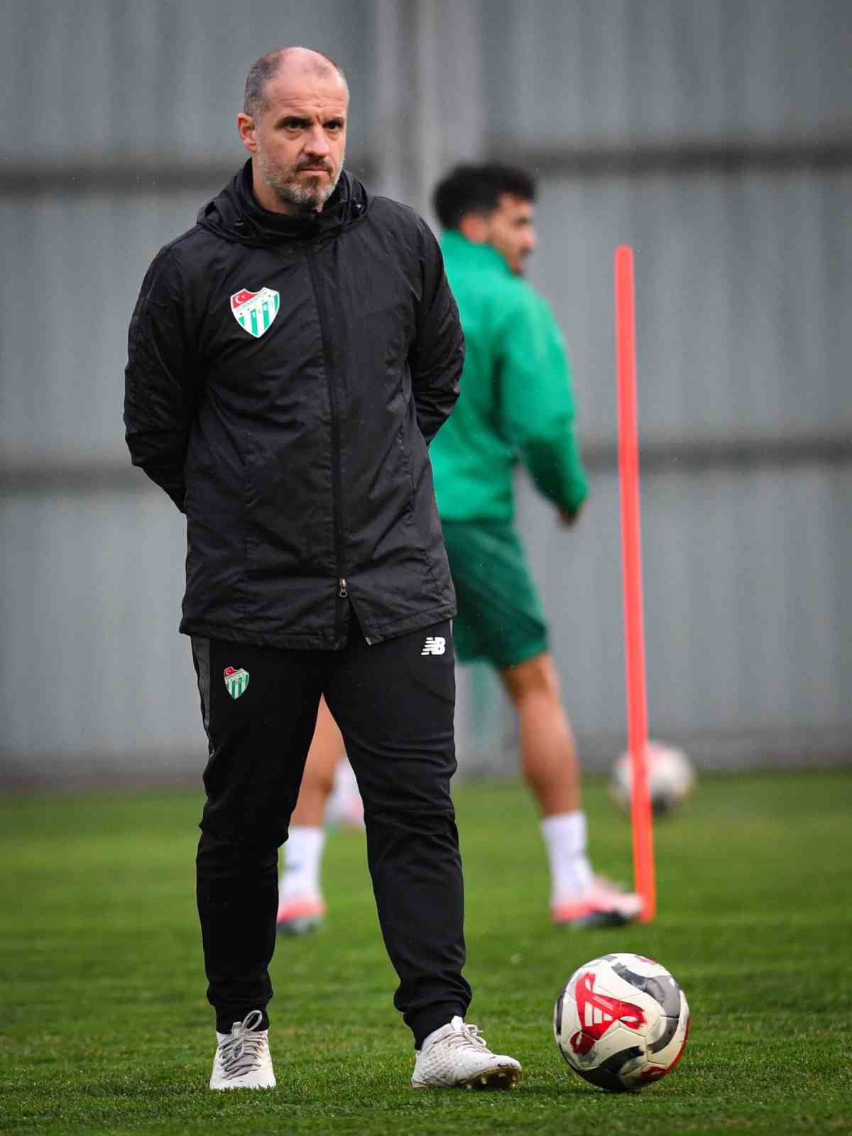 Bursaspor, Kırklarelispor maçı hazırlıklarına başladı
