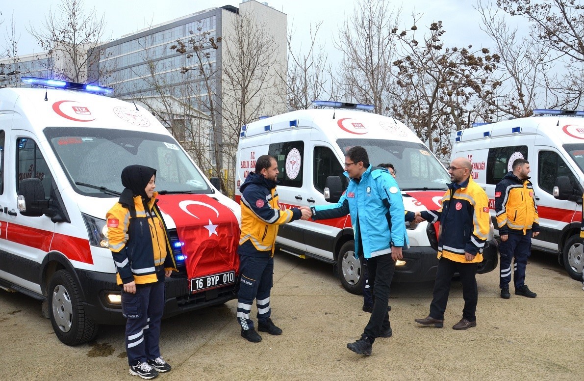 Bursa’ya 17 yeni 112 acil ambulansı
Bursa’ya 17 yeni 112 acil ambulansı