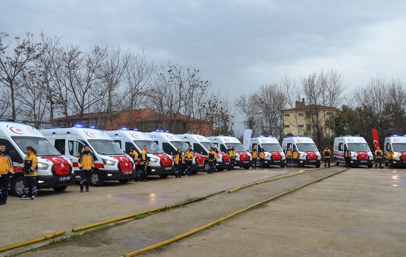 Bursa’ya 17 yeni 112 acil ambulansı
Bursa’ya 17 yeni 112 acil ambulansı