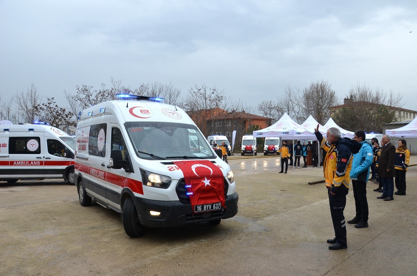 Bursa’ya 17 yeni 112 acil ambulansı
Bursa’ya 17 yeni 112 acil ambulansı