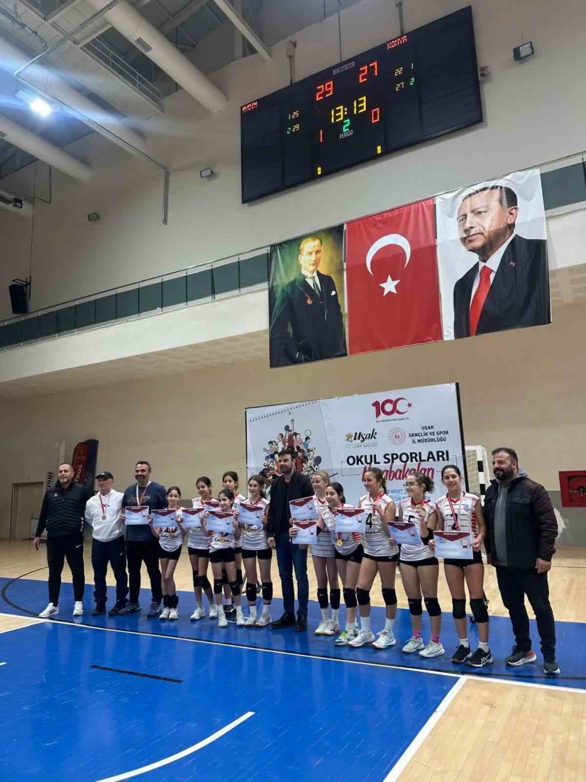 Bütün rakiplerini eleyip Türkiye finallerine yükseldiler
