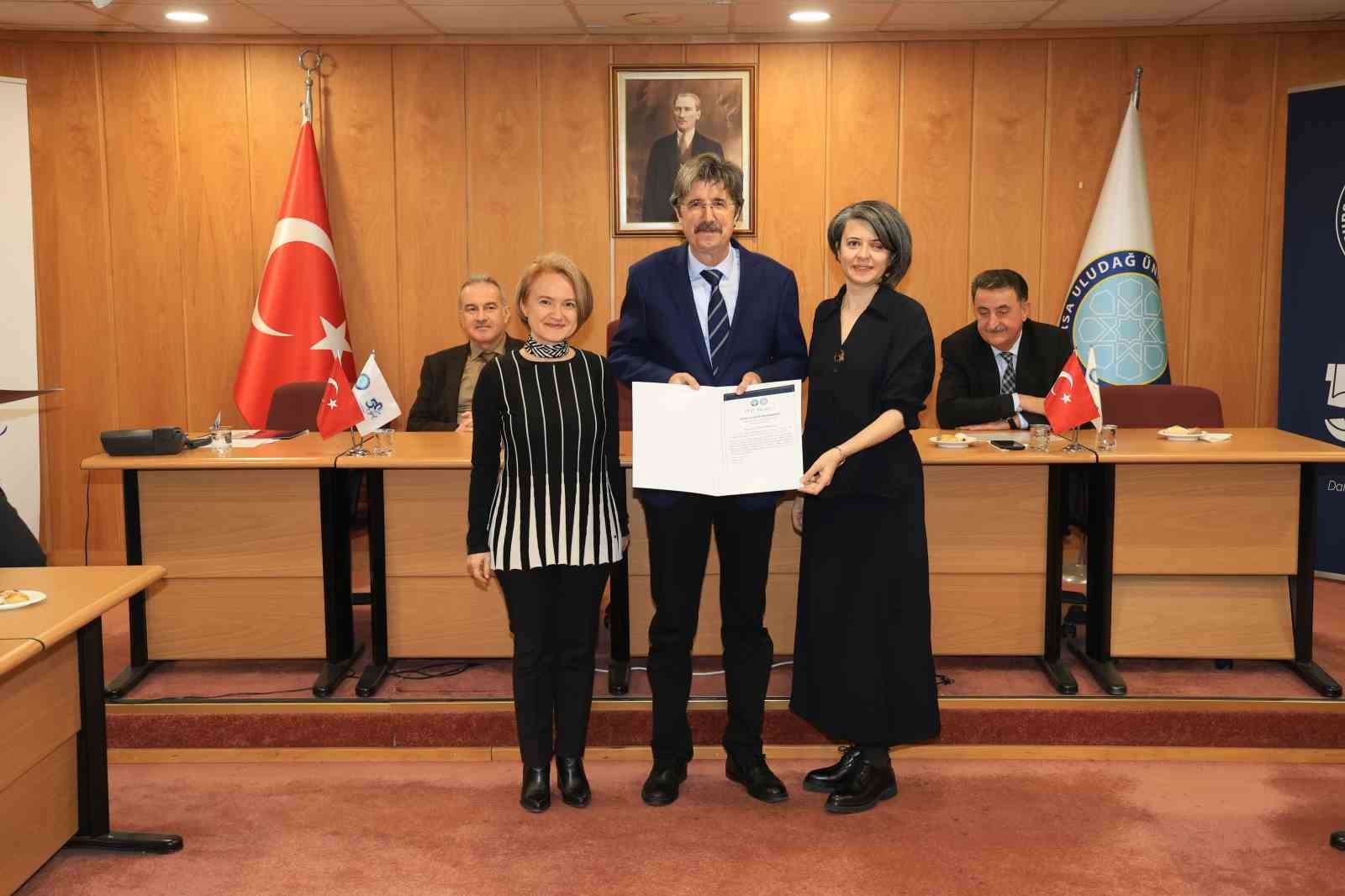 BUÜ, 50. yılını bilimsel projelerle taçlandırdı
BUÜ, 50. yılını bilimsel projelerle taçlandırdı