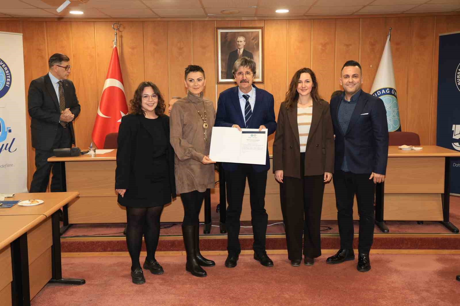 BUÜ, 50. yılını bilimsel projelerle taçlandırdı
BUÜ, 50. yılını bilimsel projelerle taçlandırdı