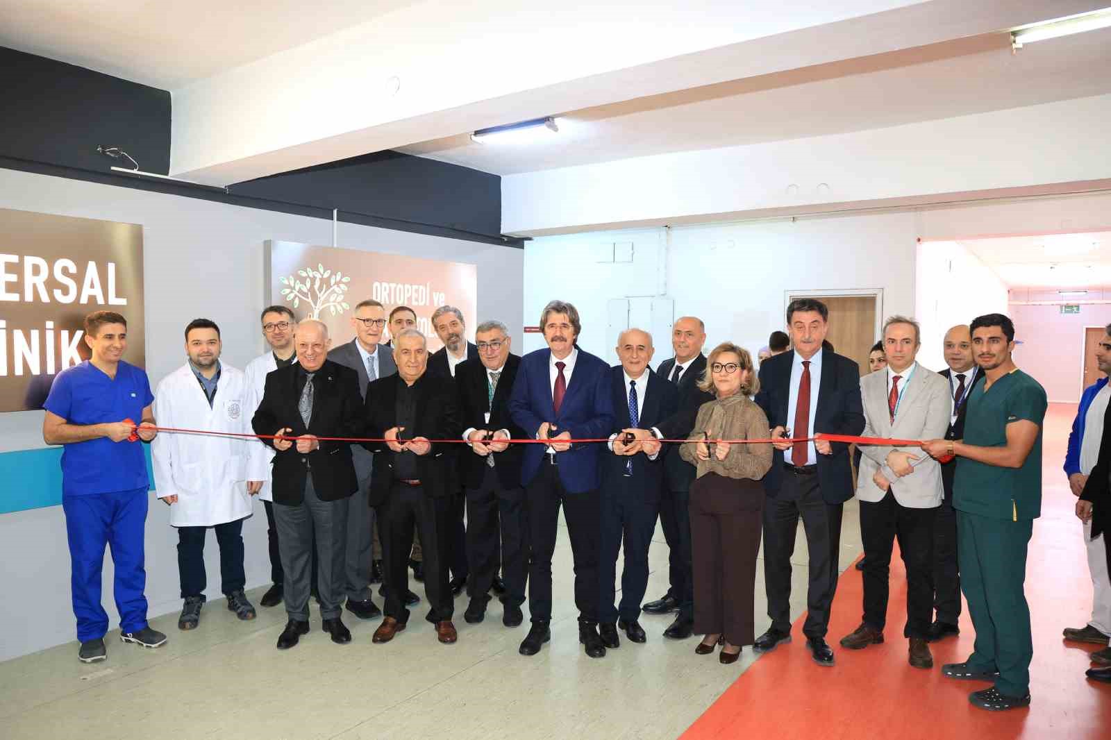 BUÜ Hastanesinin ikinci ortopedi kliniği hizmete açıldı
