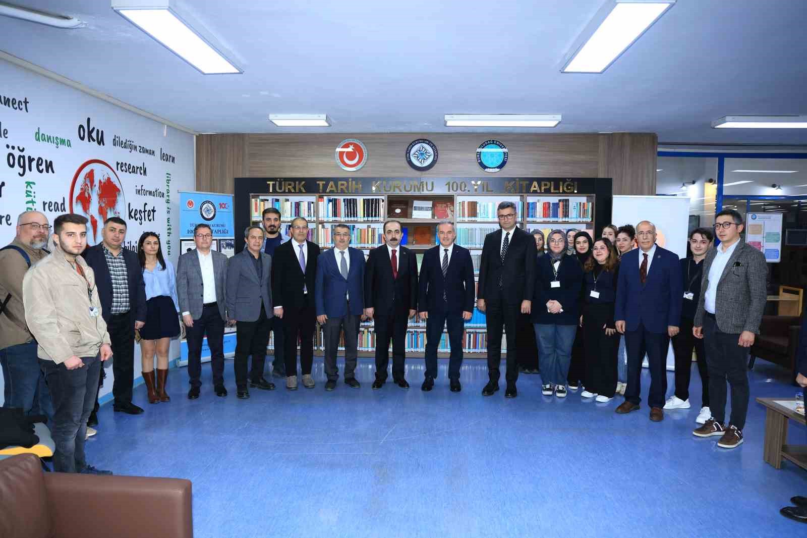 BUÜ’de Türk Tarih Kurumu 100. Yıl Kitaplığı kuruldu
BUÜ’de Türk Tarih Kurumu 100. Yıl Kitaplığı kuruldu