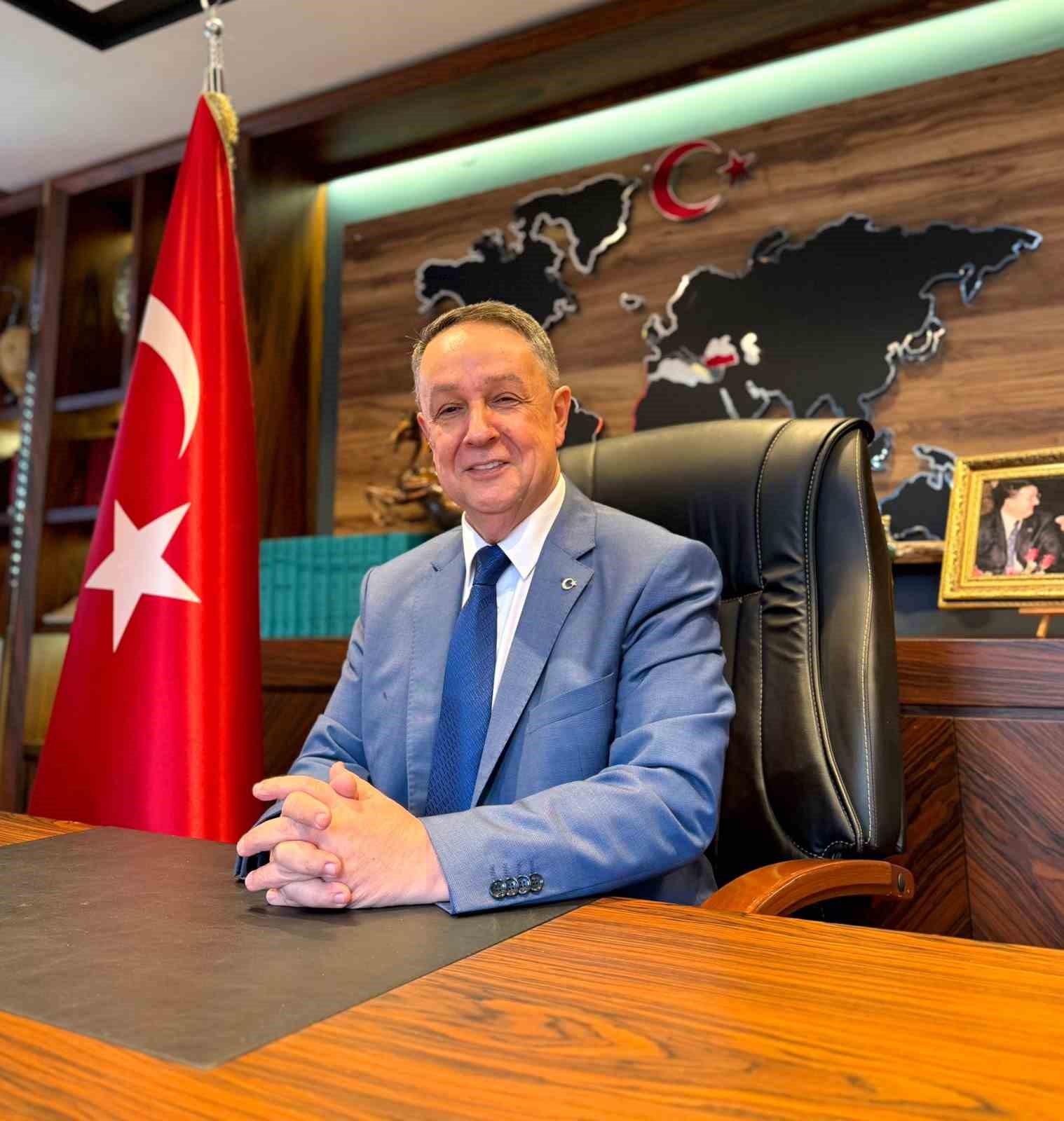 Büyük Birlik Partisi 33. yaşını kutluyor
