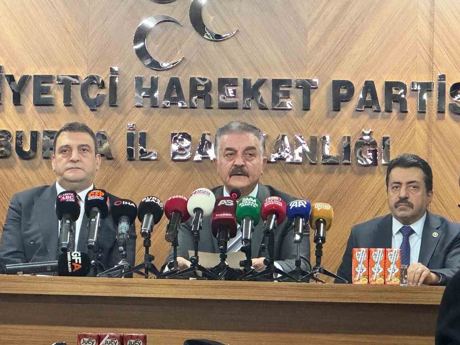 Büyükataman: ’Fırat’ın doğusu da terörden arındırılmalı. Suriye’de tek bir terörist kalmamalıdır"
Büyükataman: ’Fırat’ın doğusu da terörden arındırılmalı. Suriye’de tek bir terörist kalmamalıdır"