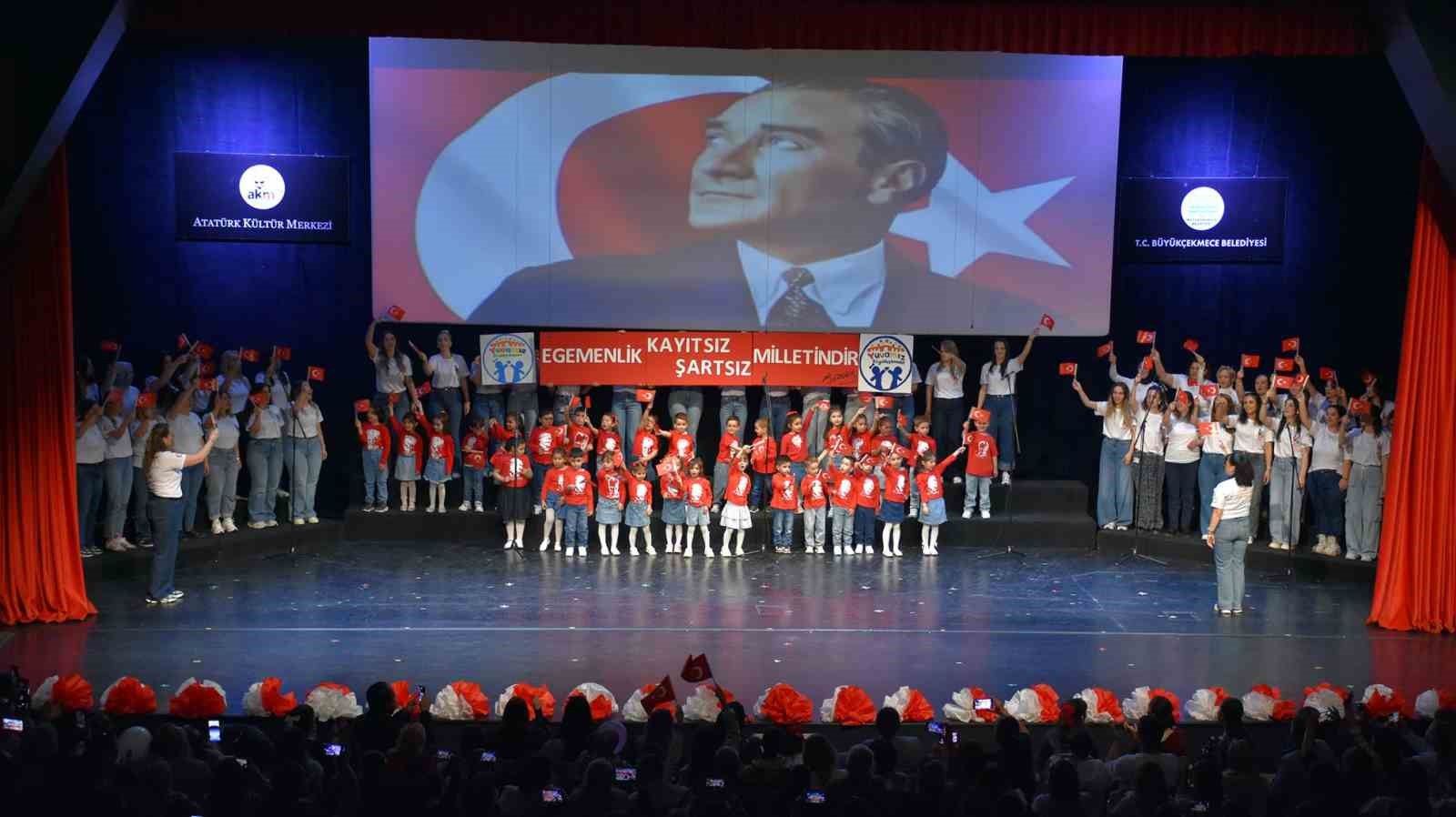 Büyükçekmece’de 23 Nisan coşkuyla kutlandı
