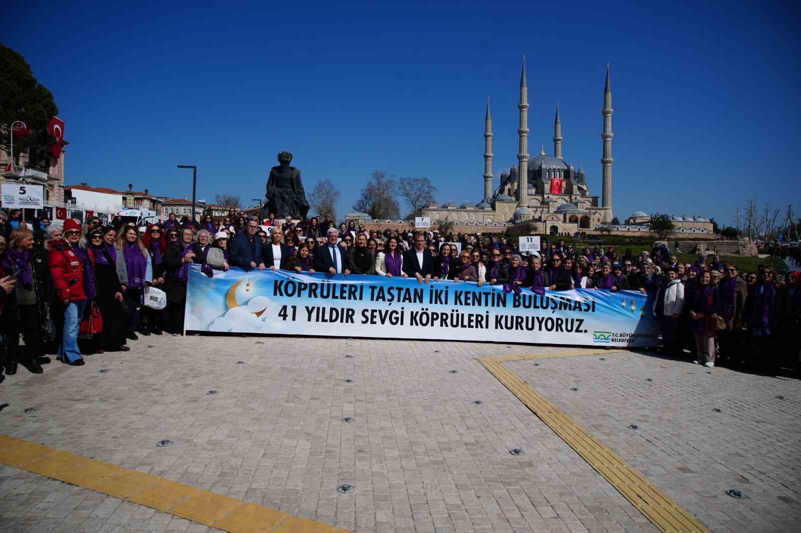 Büyükçekmeceli kadınlar geleneksel Ramazan gezisinde Edirne’de buluştu
