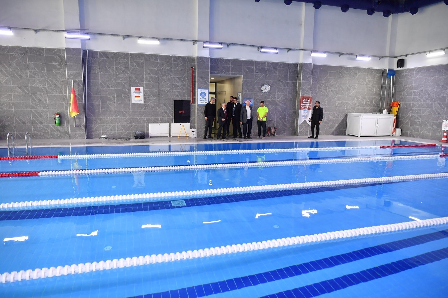 Büyükkılıç ve Boyraz, Talas Mevlana Sosyal Yaşam Merkezi’ni ziyaret etti
