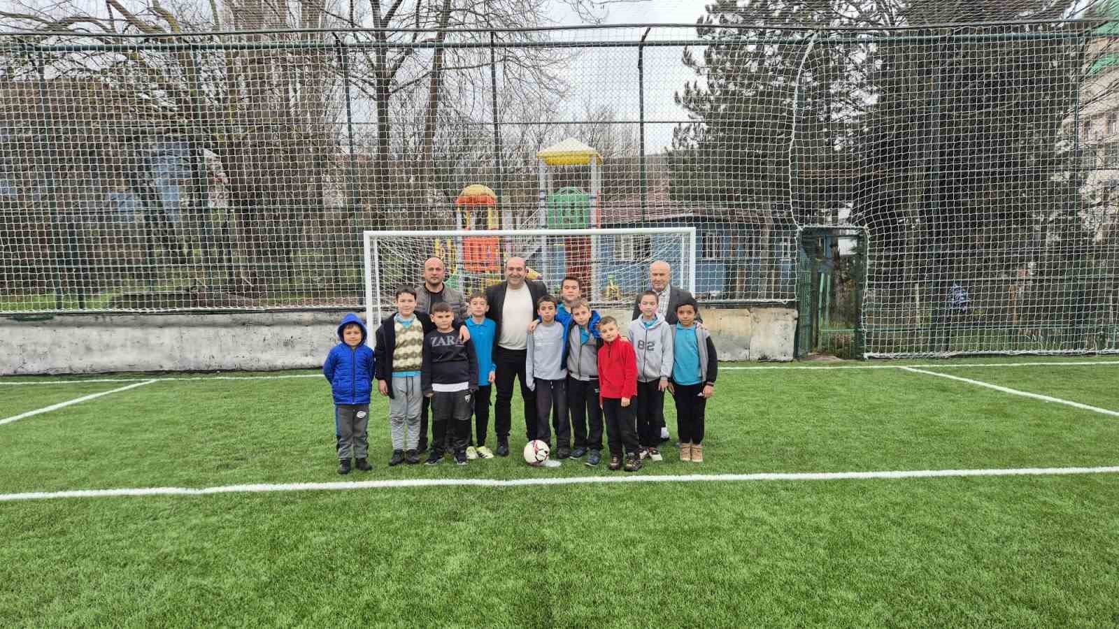 Büyükorhan’a büyükşehir eli değdi
Büyükorhan’a büyükşehir eli değdi