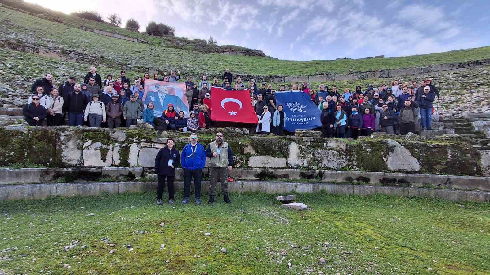 Büyükşehir, Aydınlıları Alabanda’da kültür gezisi ile buluşturdu
