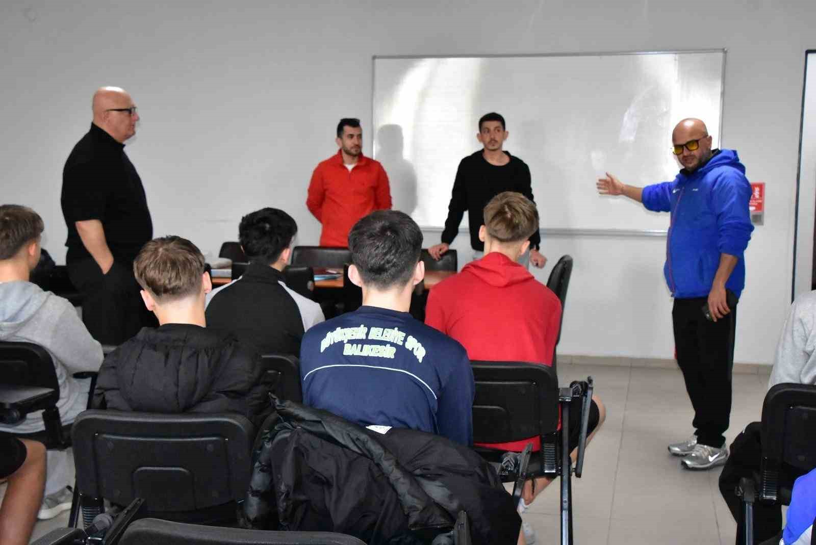 Büyükşehir Belediyespor altyapı futbolcularına bilimsel performans analizi
