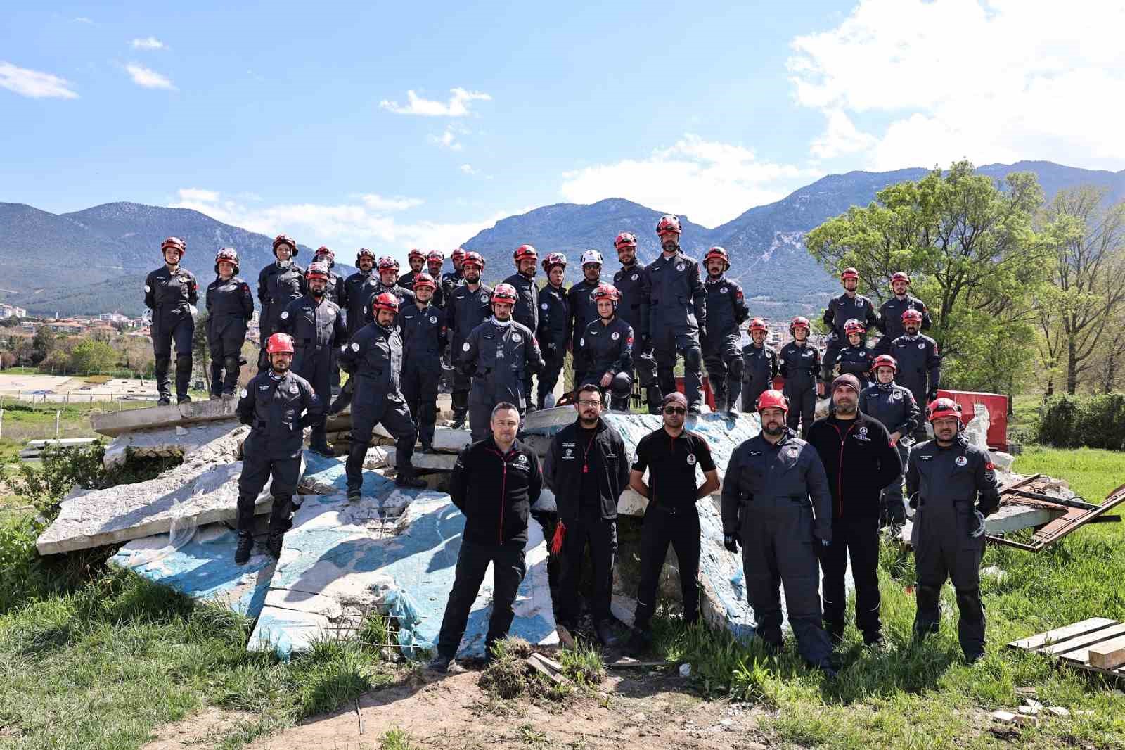 Büyükşehir DEBAK ekibi, eğitimlerini aralıksız sürdürüyor
