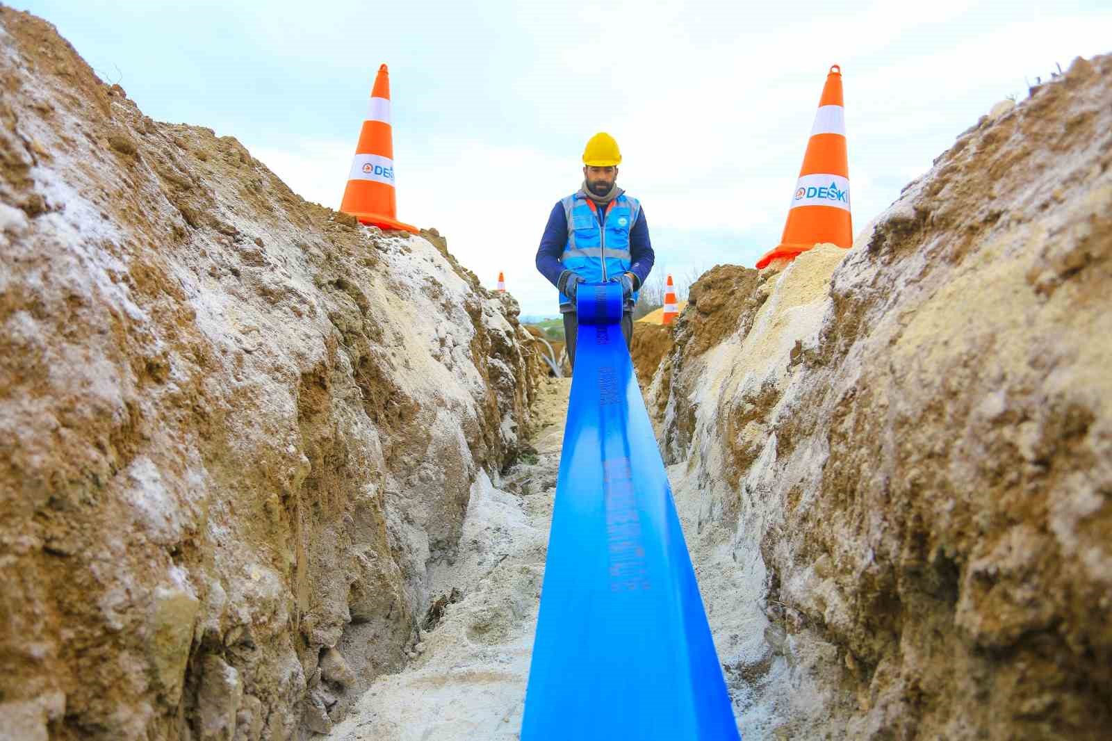Büyükşehir DESKİ’den Bekilli’ye 21,5 milyonluk su yatırımı
Büyükşehir DESKİ’den Bekilli’ye 21,5 milyonluk su yatırımı
