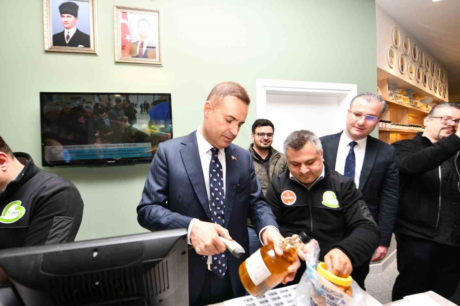 Büyükşehir emeğe değer kattı, Ondan Yerel Market hizmete açıldı
