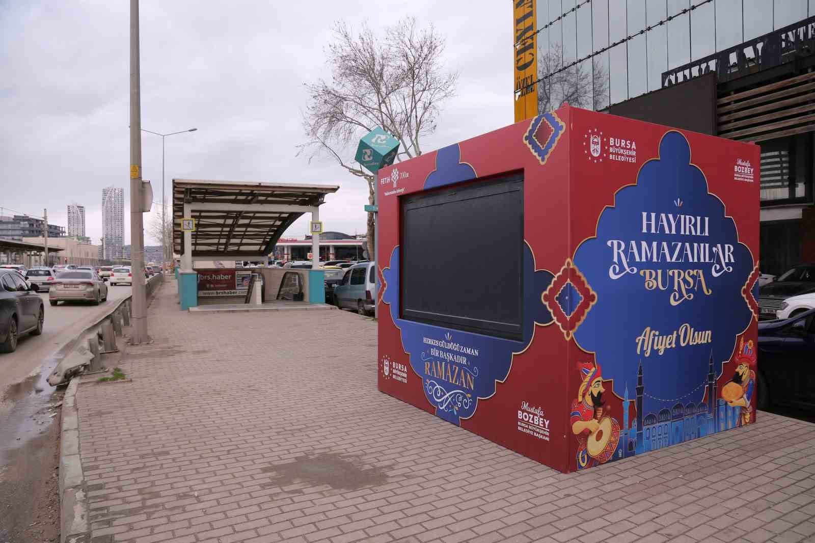 Büyükşehir, iftara yetişemeyenlerin yanında olacak
Büyükşehir, iftara yetişemeyenlerin yanında olacak