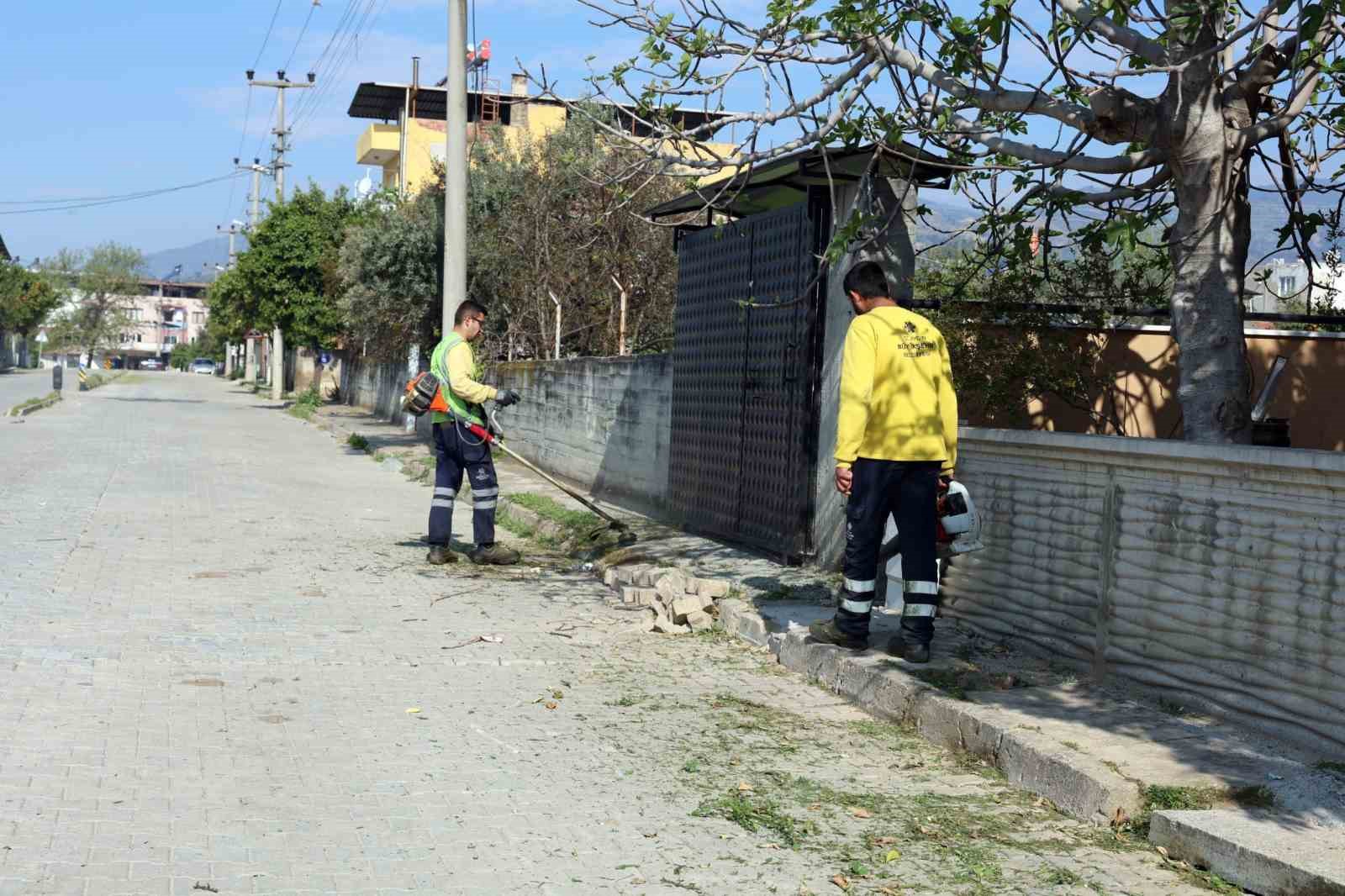 Büyükşehir il genelinde çalışmalarını sürdürüyor

