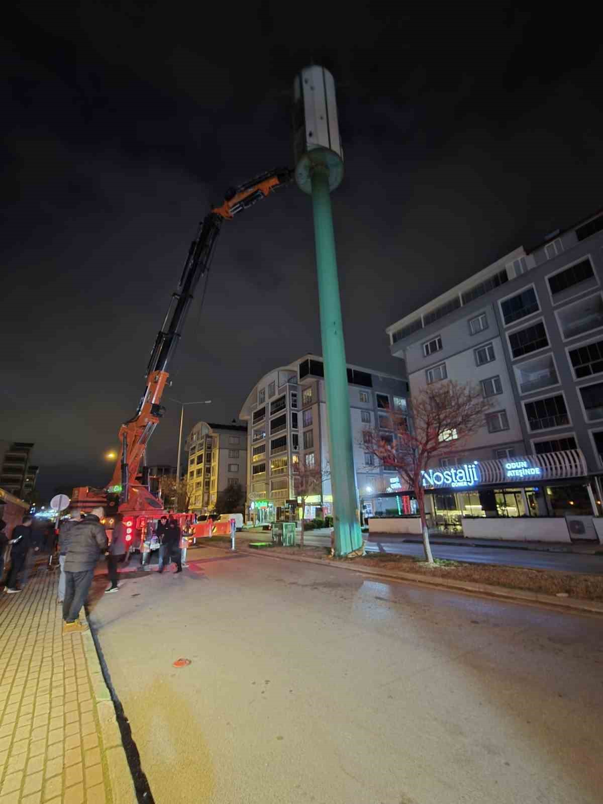 Büyükşehir kar ve lodosa geçit vermedi
Büyükşehir kar ve lodosa geçit vermedi