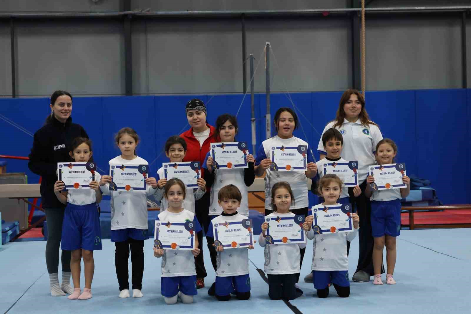 Büyükşehir kış okullarında sertifika heyecanı
