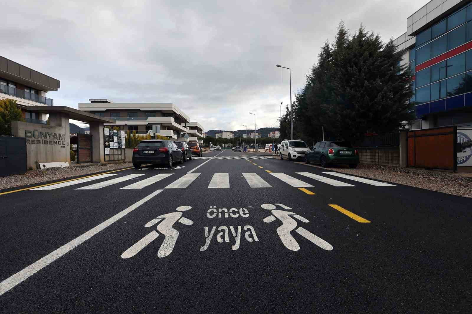 Büyükşehir Kolejler Bölgesi’nde yol yapım çalışmalarını tamamladı
