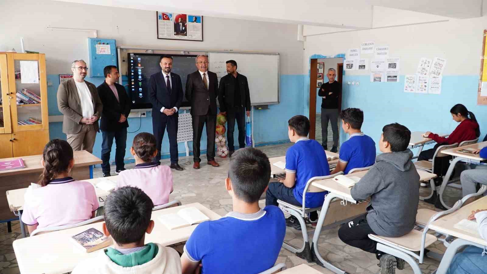 Büyükşehir, öğrencilere turizmi anlattı: Erciyes gezisi müjdesi
