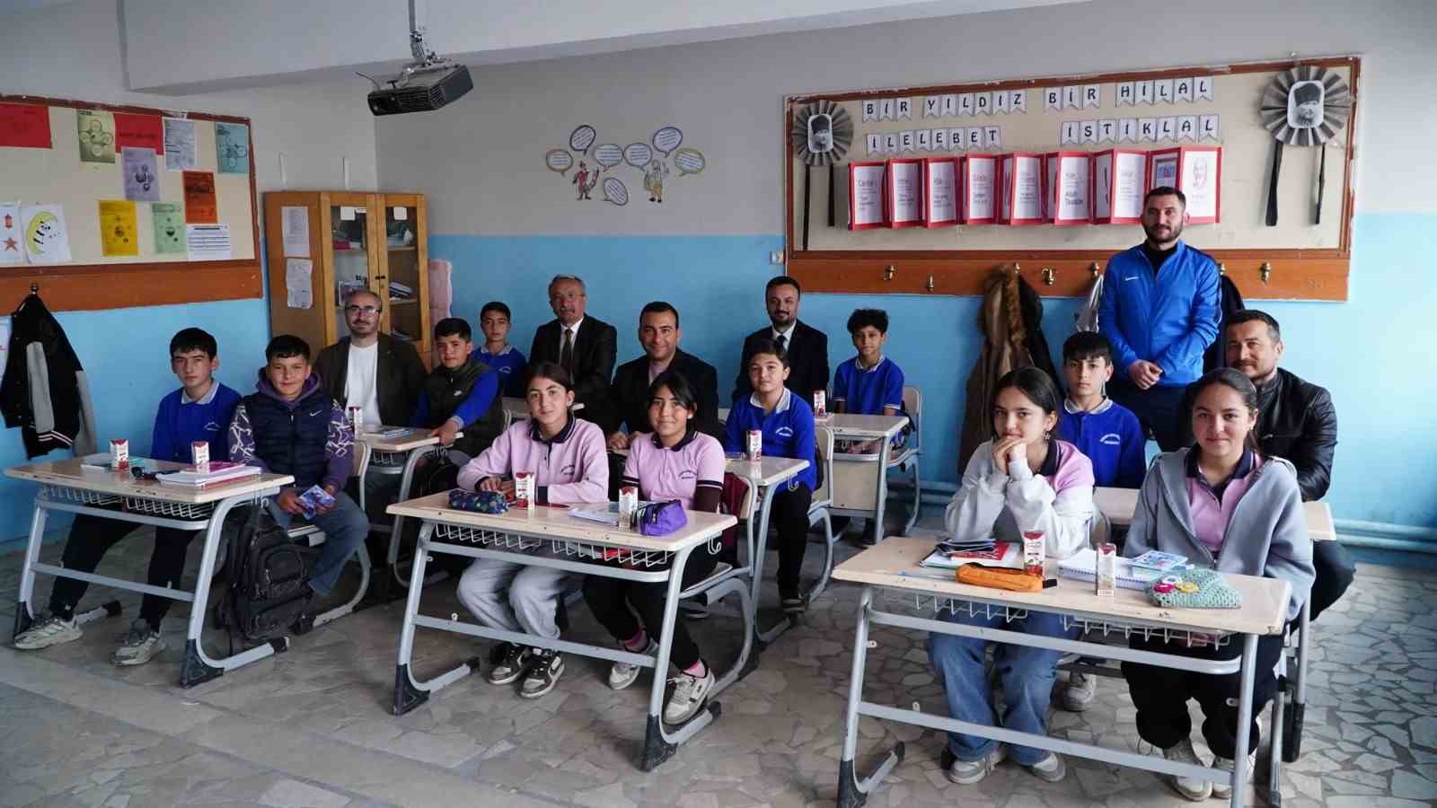 Büyükşehir, öğrencilere turizmi anlattı: Erciyes gezisi müjdesi
