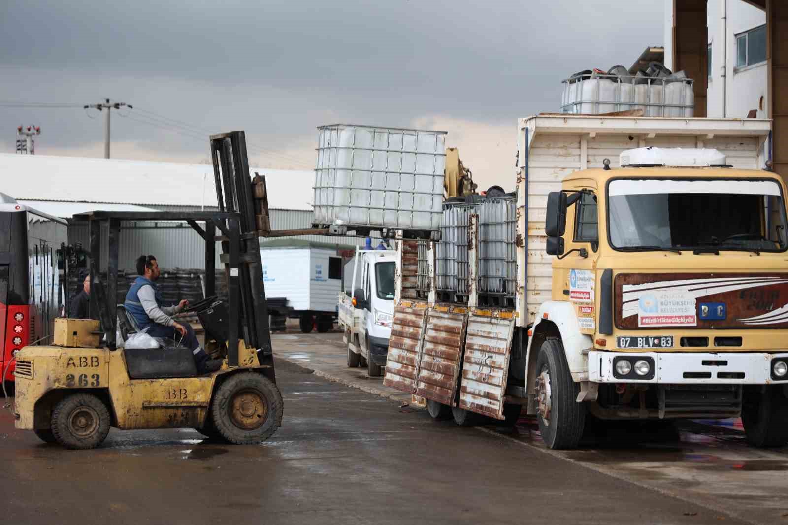 Büyükşehir son 3 yılda 32 ton tehlikeli atığı bertaraf etti
